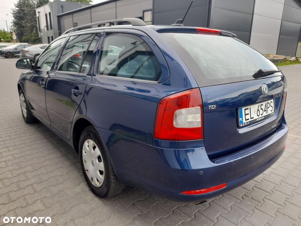 Skoda Octavia 2.0 TDI DPF Ambition - 4
