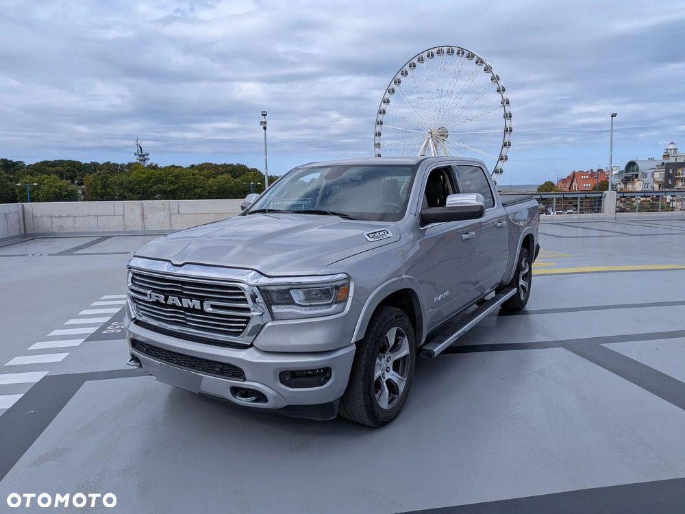 RAM 1500 5.7 Crew Cab Laramie - 17