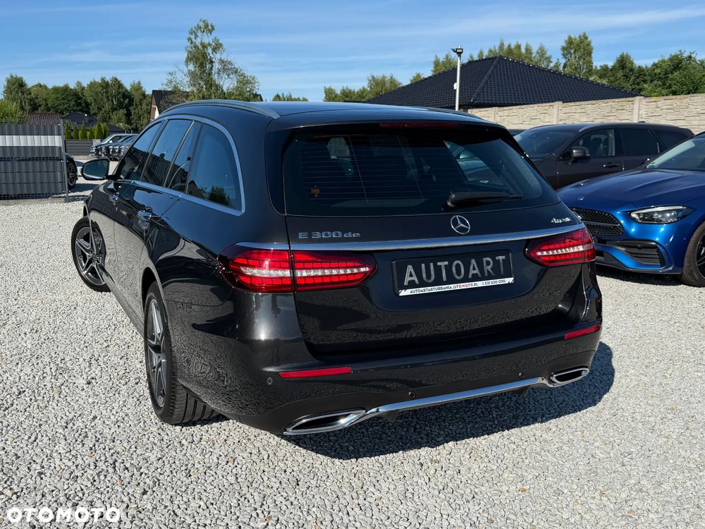 Mercedes-Benz Klasa E 300 de PHEV 4-Matic AMG 9G-Tronic - 13