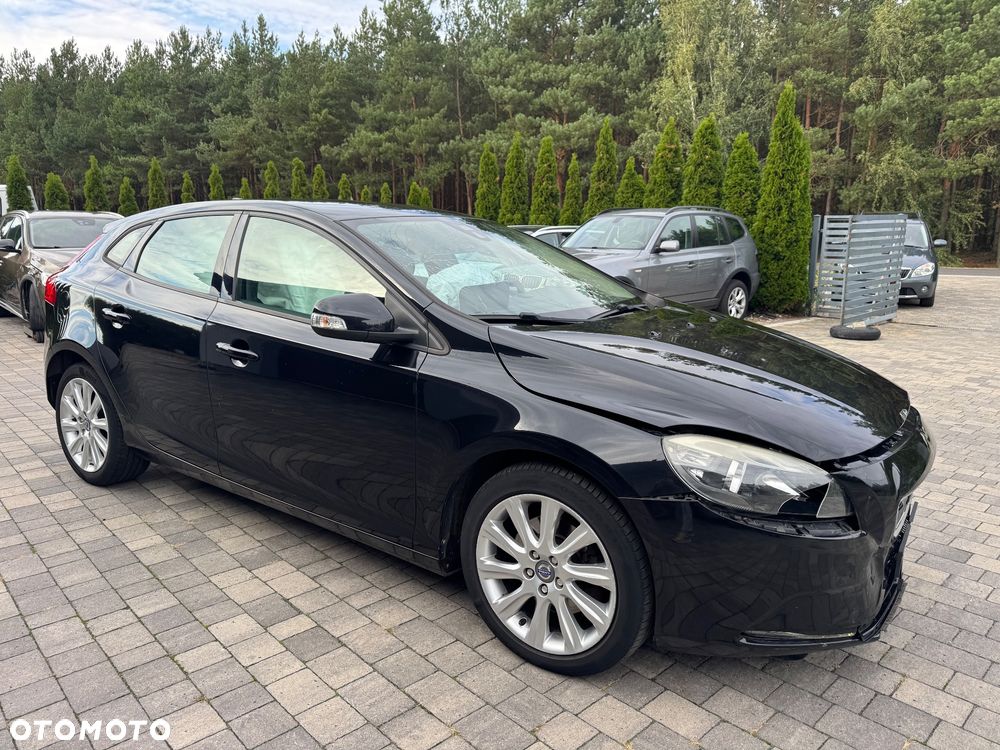 Volvo V40 T3 - 3