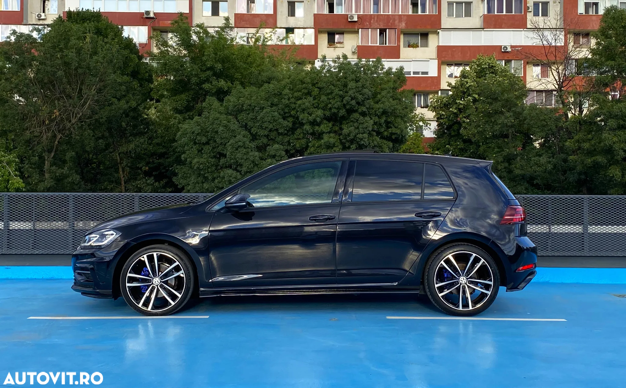 Volkswagen Golf 1.5 eTSI OPF DSG R-Line - 10