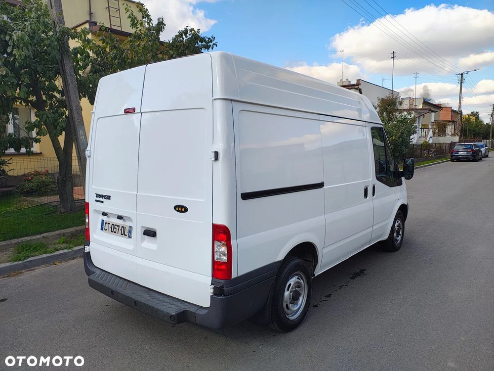 Ford Transit - 6