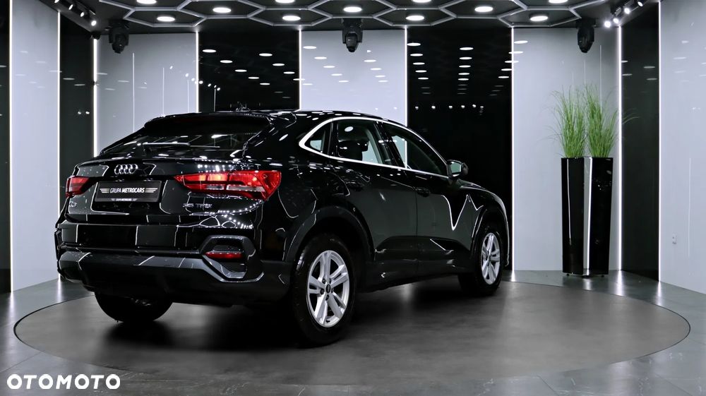 Audi Q3 Sportback 35 TFSI S tronic - 8