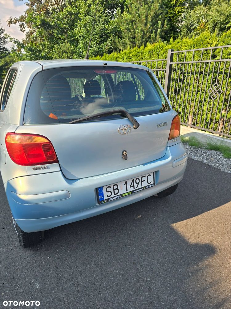 Toyota Yaris - 7