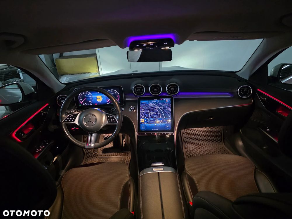 Mercedes-Benz Klasa C 300 d mHEV Avantgarde - 22
