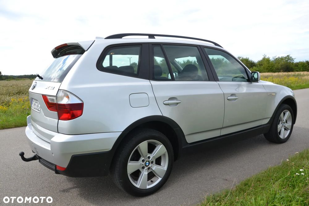 BMW X3 xDrive20i Edition Exclusive - 11