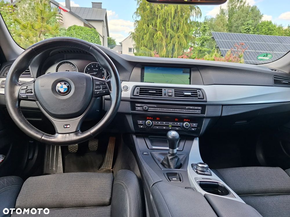 BMW Seria 5 528i - 18
