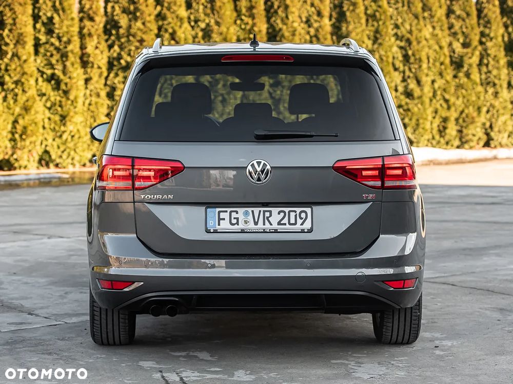 Volkswagen Touran 1.8 TSI (BlueMotion Technology) DSG Highline - 11