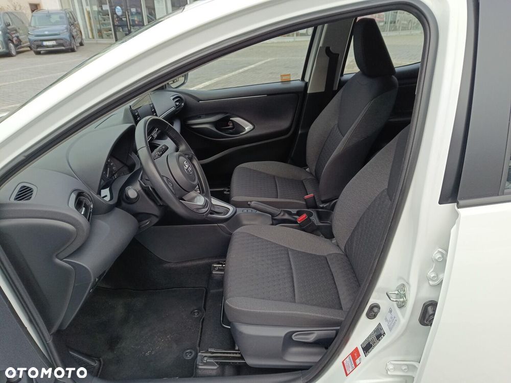 Toyota Yaris 1.5 Comfort CVT - 15