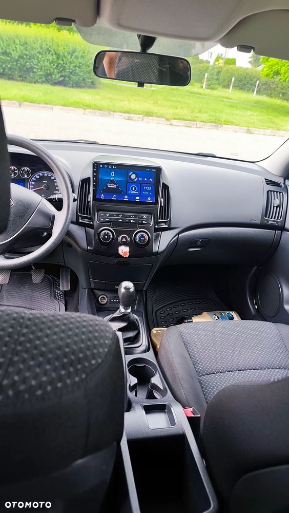 Hyundai i30 blue 1.6 CRDi Premium - 9