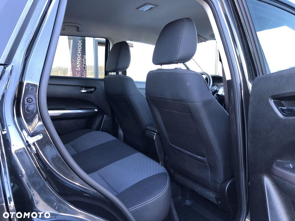 Suzuki Vitara 1.4 Boosterjet Premium 4WD - 17