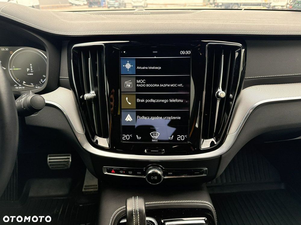 Volvo S60 T8 AWD Plug-In Hybrid Polestar Engineered - 23