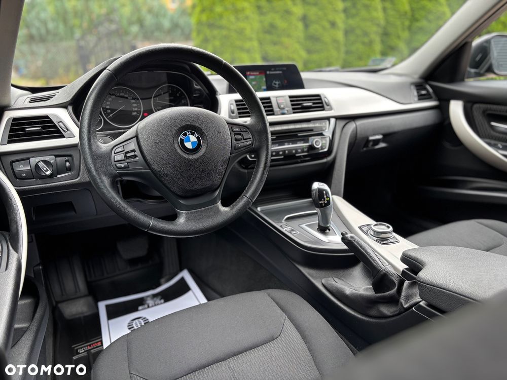 BMW Seria 3 318d Advantage - 14
