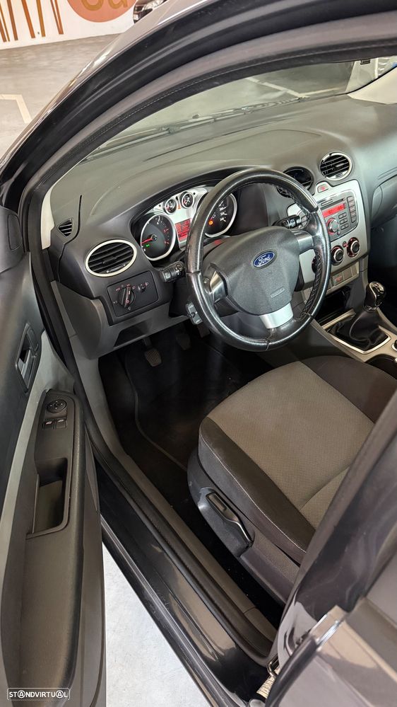 Ford Focus SW 1.6 TDCi Connec. - 22
