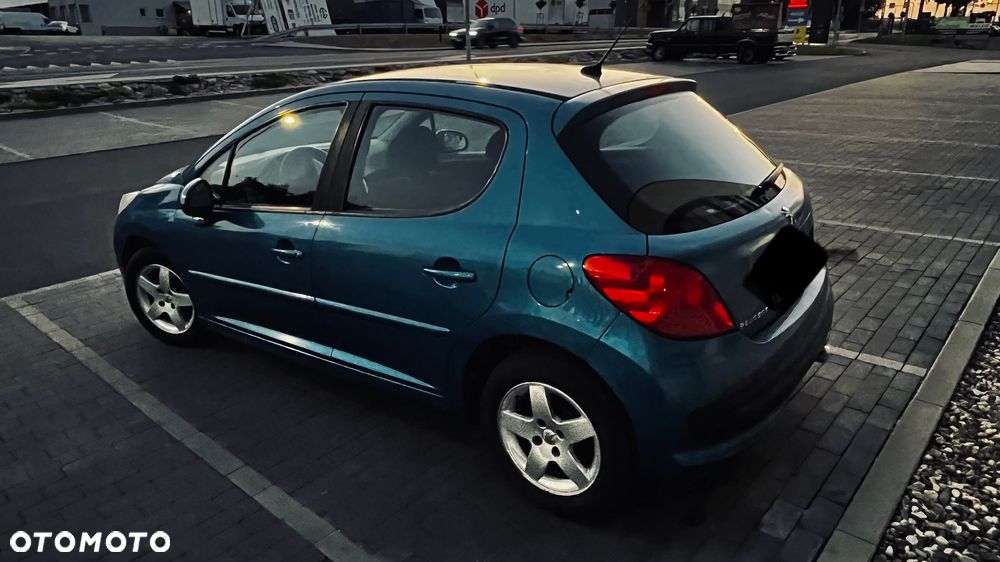 Peugeot 207 1.4 - 4
