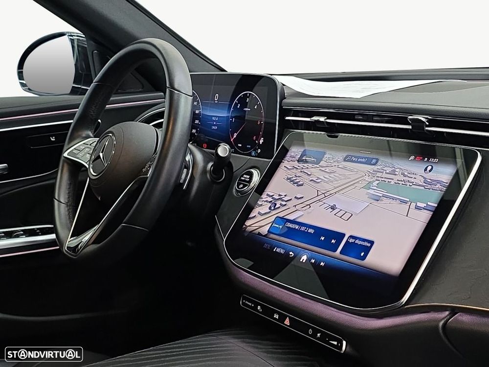 Mercedes-Benz E 220 - 11