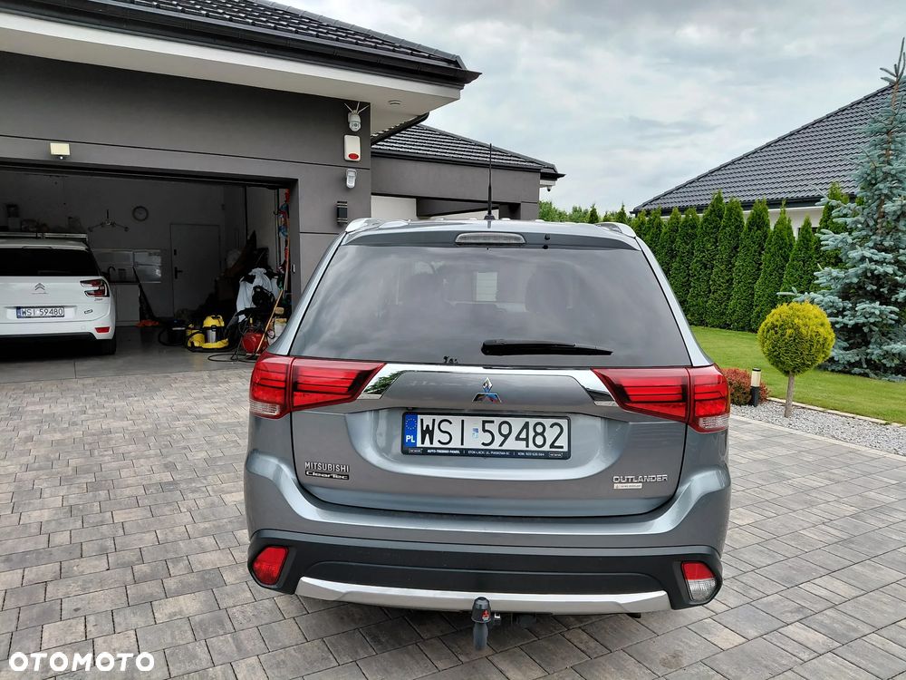 Mitsubishi Outlander 2.0 Instyle SDA 4WD CVT - 8