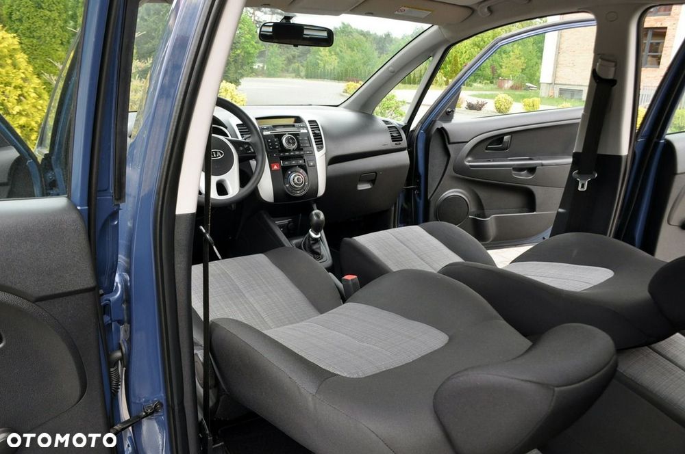 Kia Venga - 27