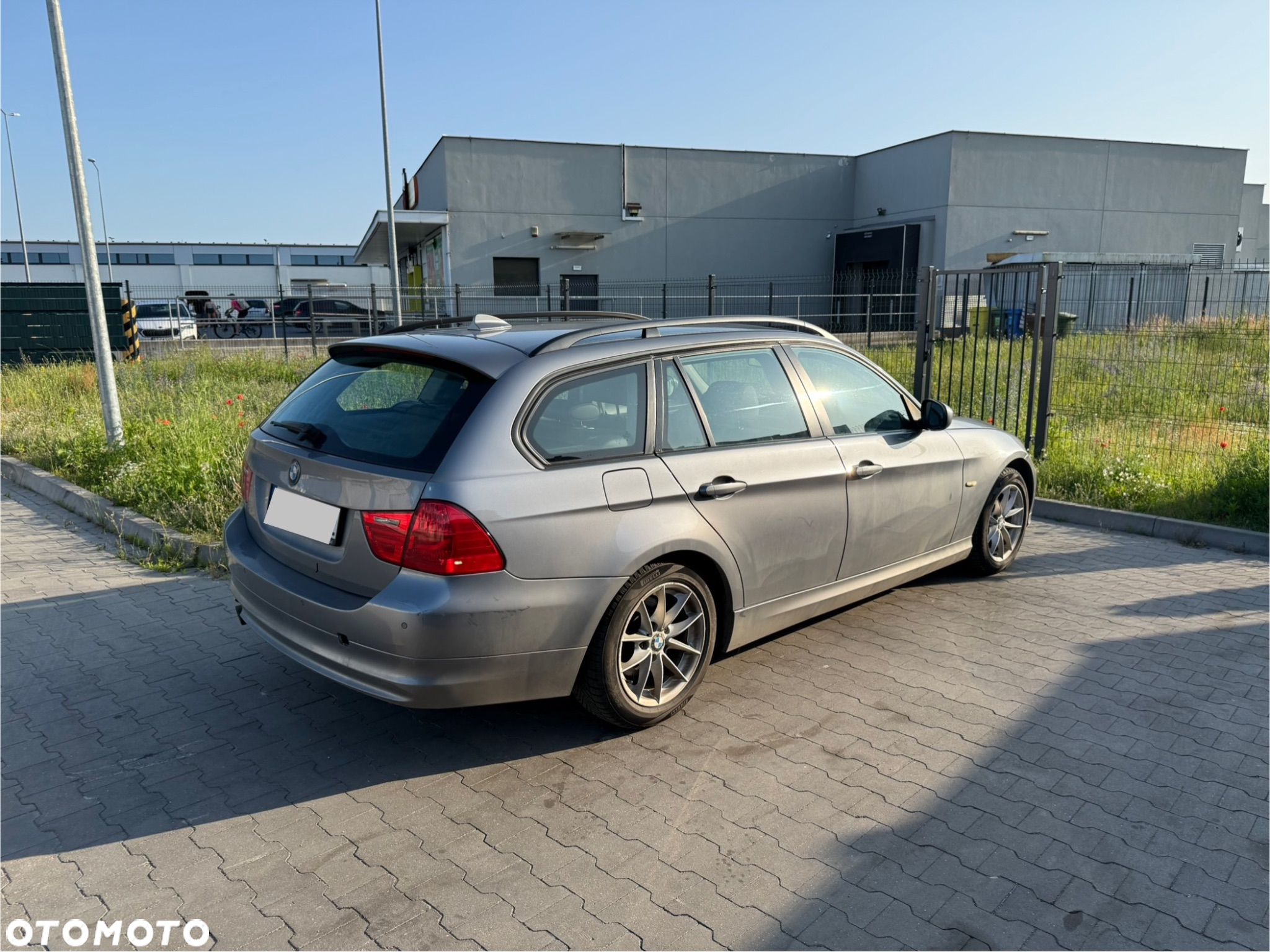BMW Seria 3 320i - 4