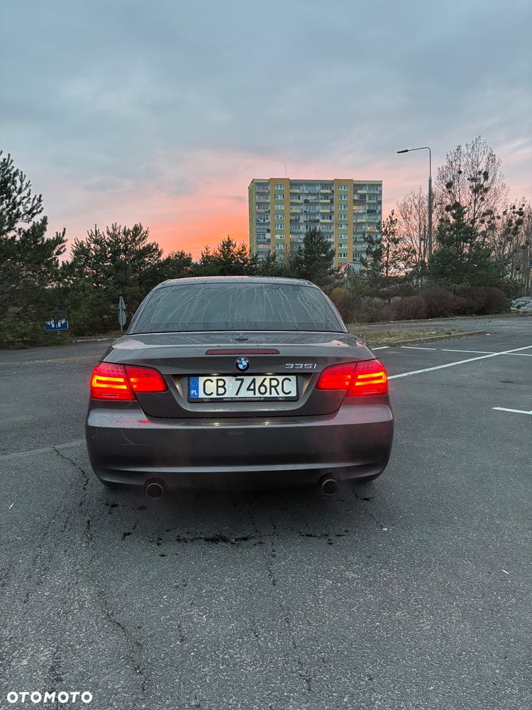 BMW Seria 3 335i - 10