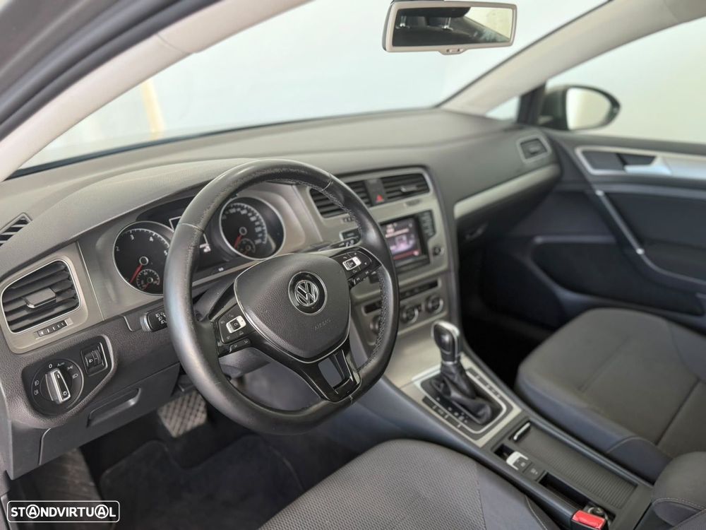 VW Golf 1.6 TDi Confortline DSG - 7