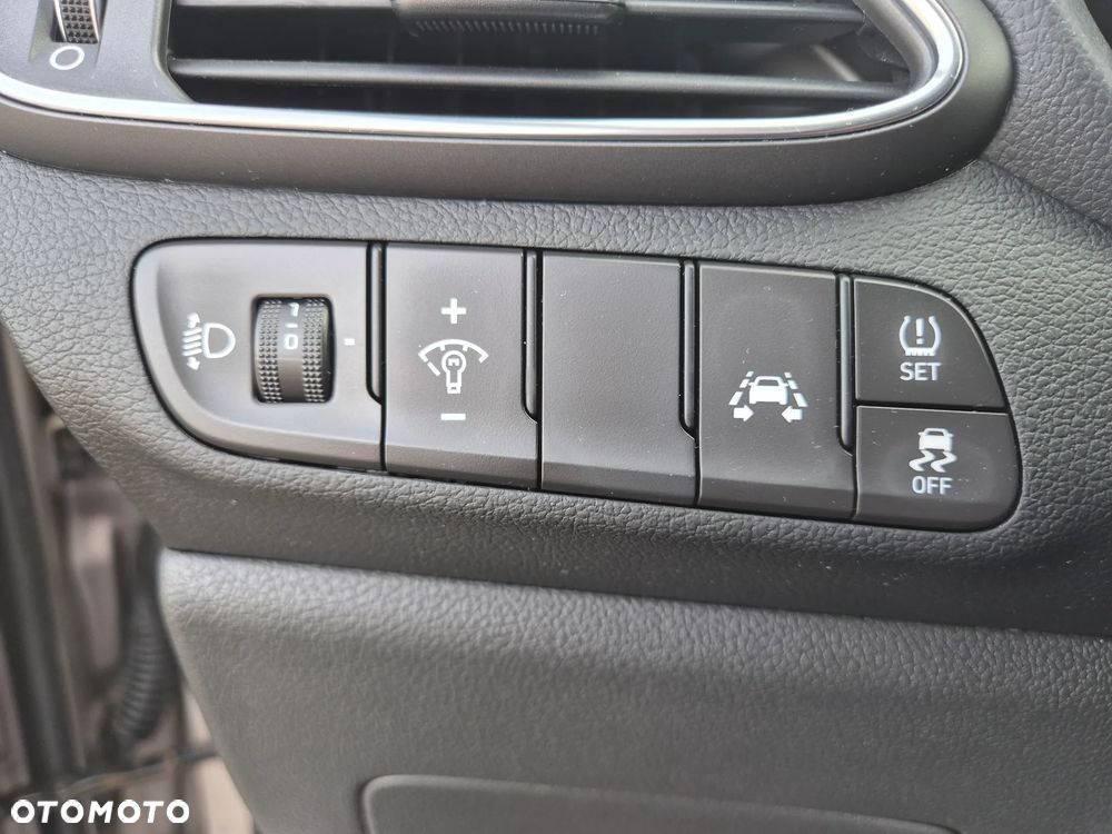 Hyundai i30 1.4 T-GDI Passion Plus - 30