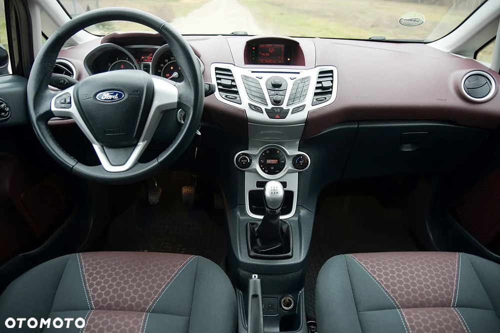 Ford Fiesta 1.25 Titanium - 22