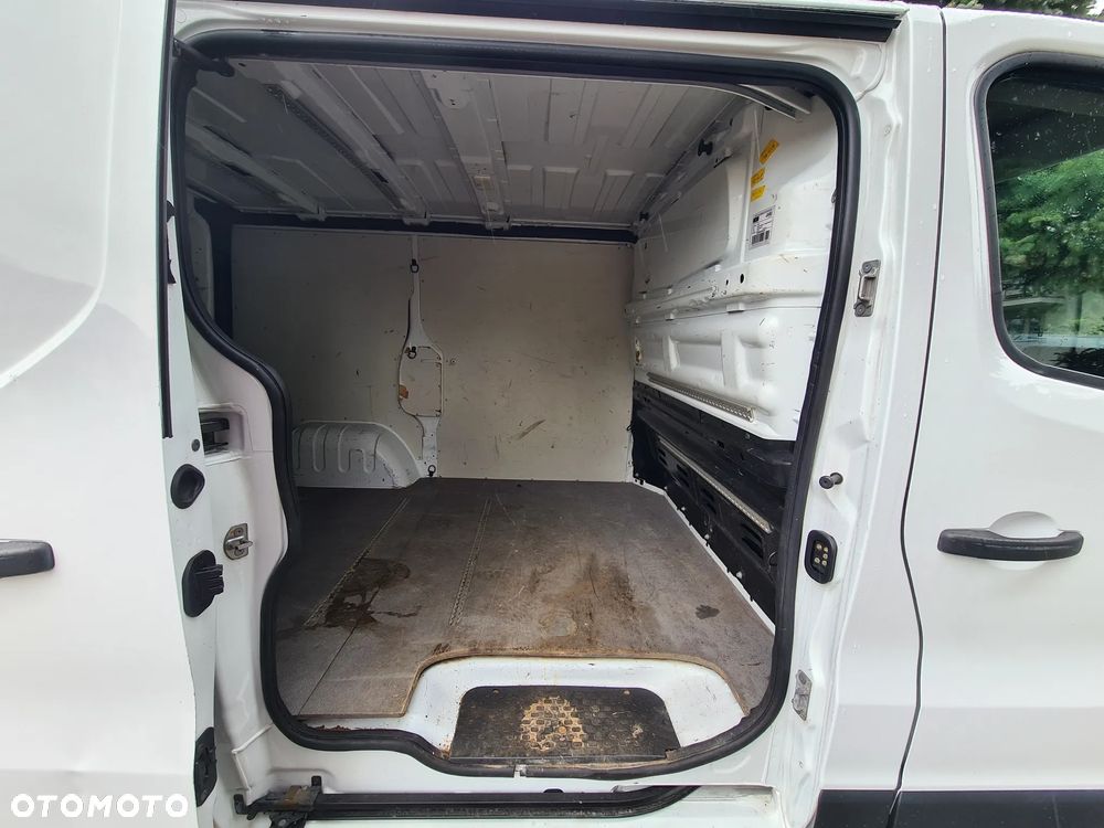 Opel Vivaro - 13