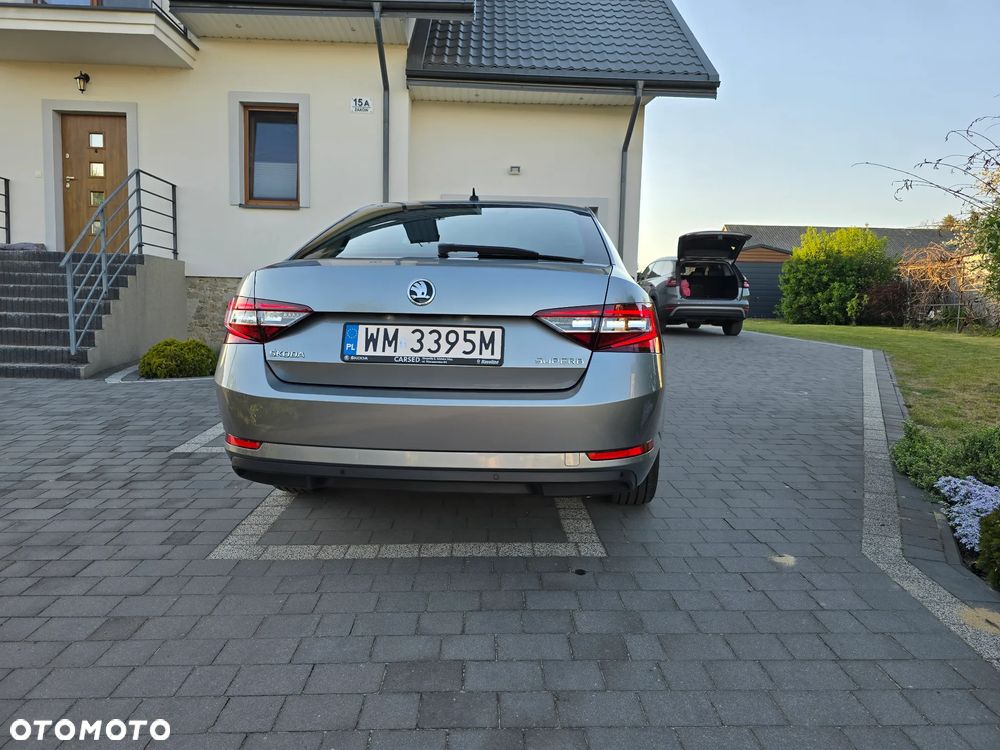 Skoda Superb 1.5 TSI ACT Ambition - 11