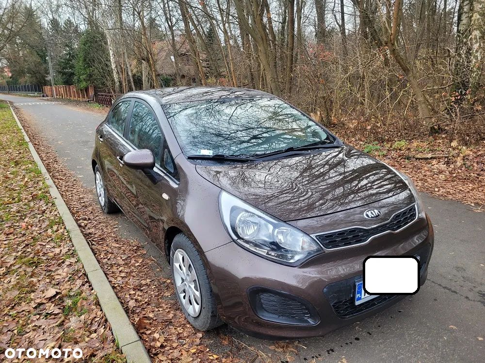 Kia Rio 1.4 M - 3