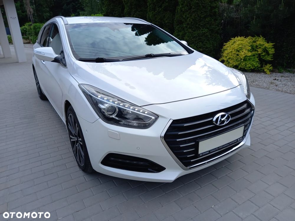 Hyundai i40 Kombi 2.0 Premium - 2