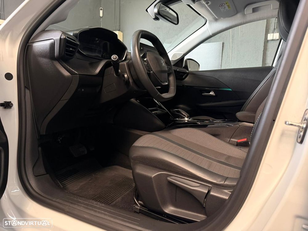 Peugeot e-208 50 kWh Allure - 16