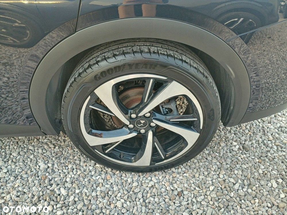 DS Automobiles DS 7 Crossback - 11