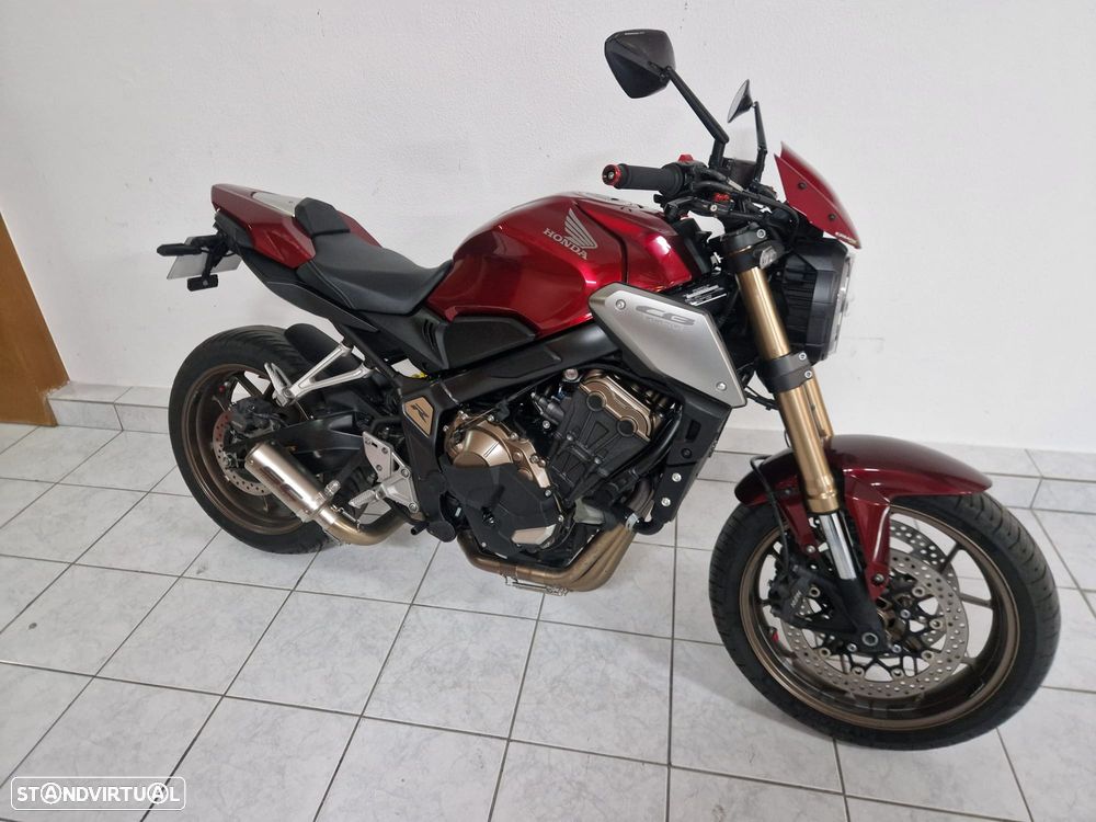 Honda CB 650R  Possível Financiamento - 17