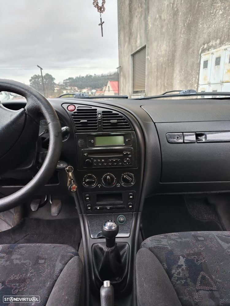 Citroën Xsara 1.4i Exclusive - 4