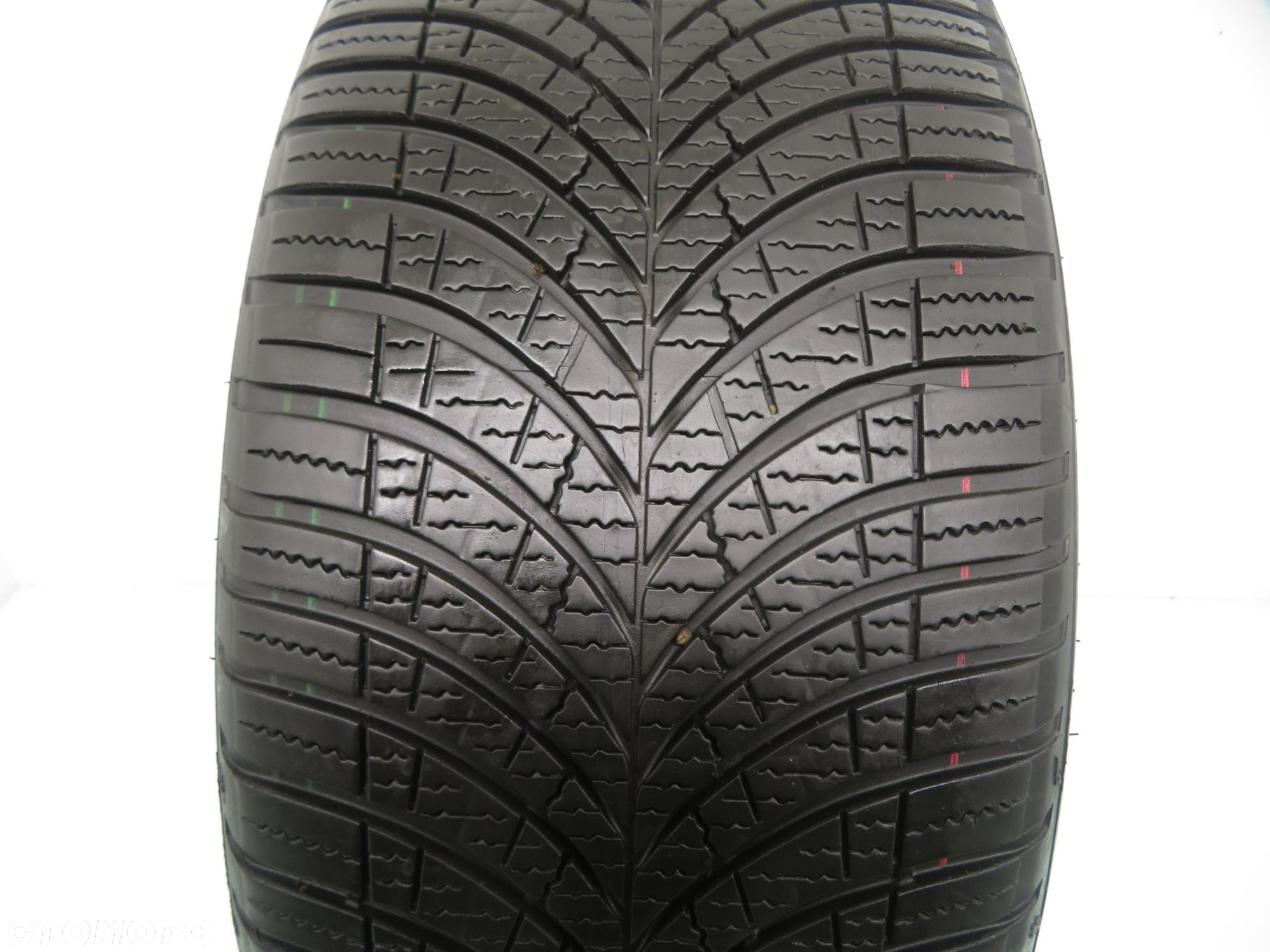 1x 225/40R19 OPONA CAŁOROCZNA Goodyear Vector 4Seasons G3 93W XL - 9