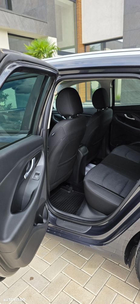 Hyundai i30 1.6 CRDI DCT Trend - 19