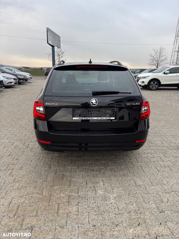 Skoda Octavia 2.0 TDI STYLE DSG - 6