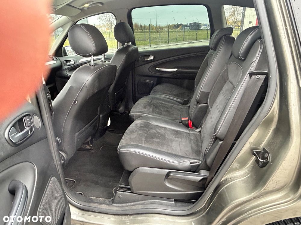 Ford S-Max - 7