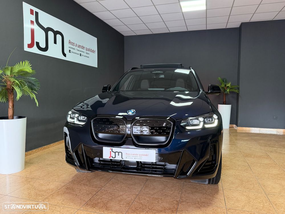 BMW iX3 M Sport Impressive - 3