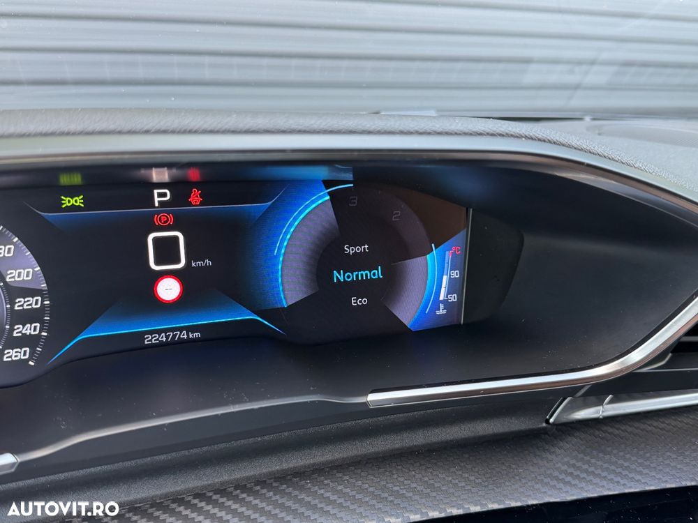 Peugeot 508 BlueHDi 130 EAT8 Allure - 27
