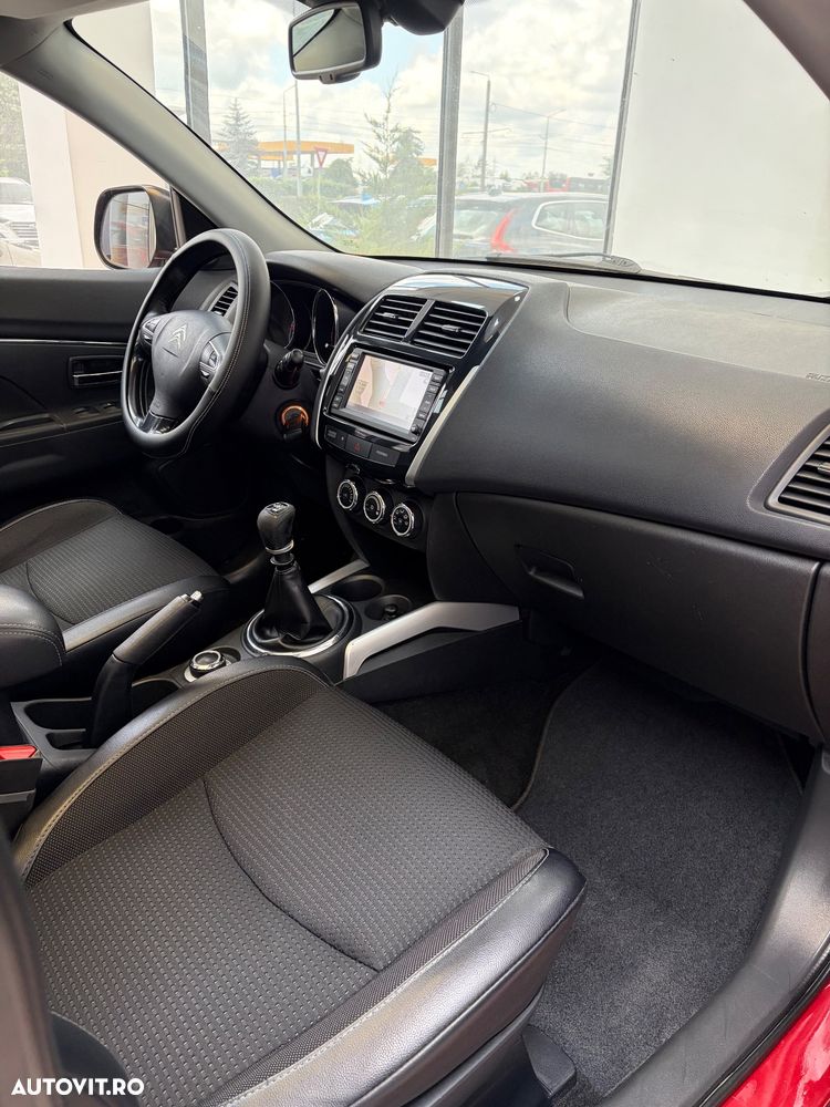 Citroën C4 e-HDi 115 Selection - 8