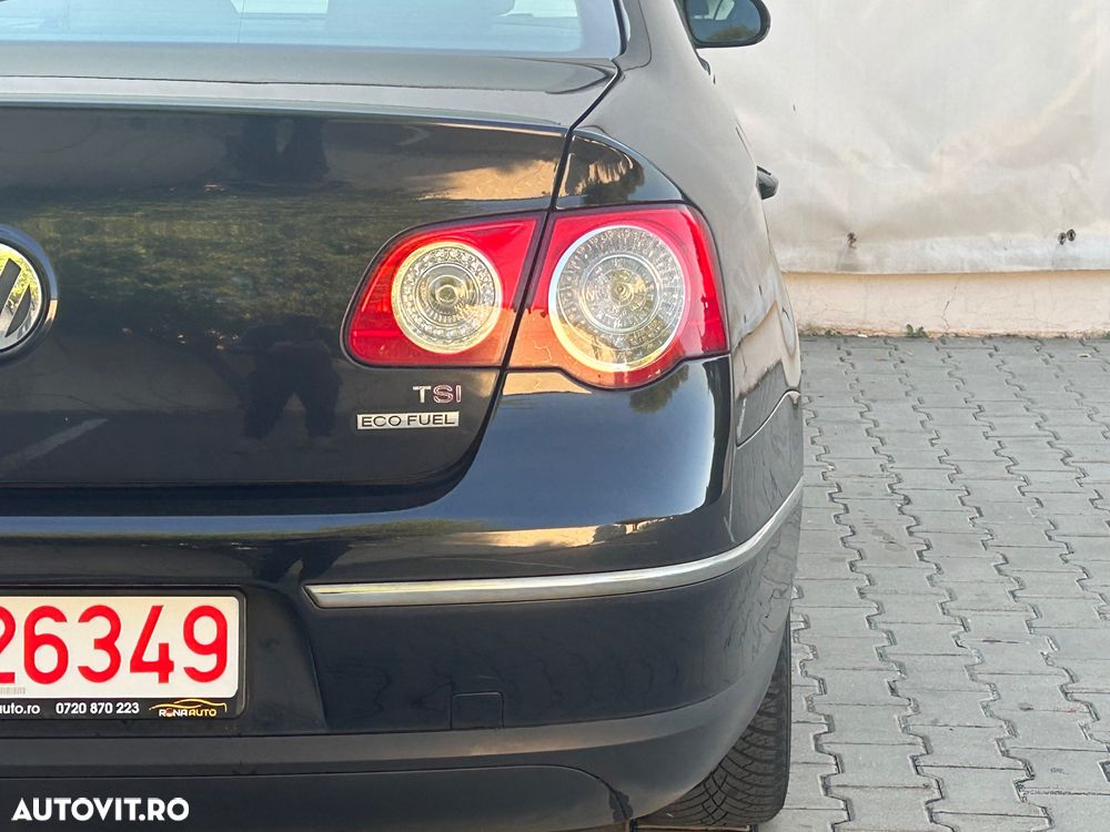 Volkswagen Passat 1.4 TSI EcoFuel DSG Comfortline - 18