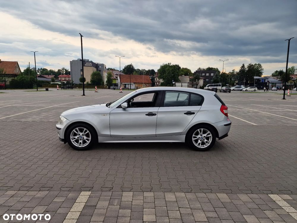 BMW Seria 1 116i - 8