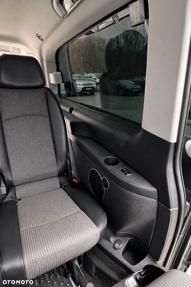 Mercedes-Benz Viano - 5