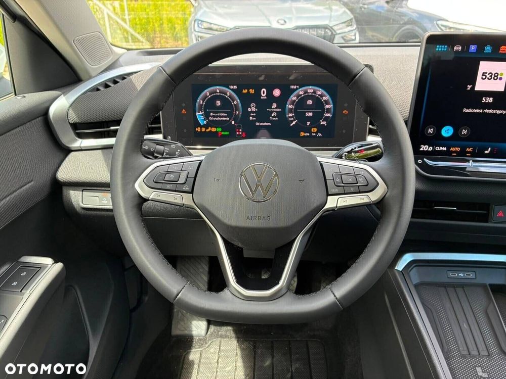 Volkswagen T-Roc - 14