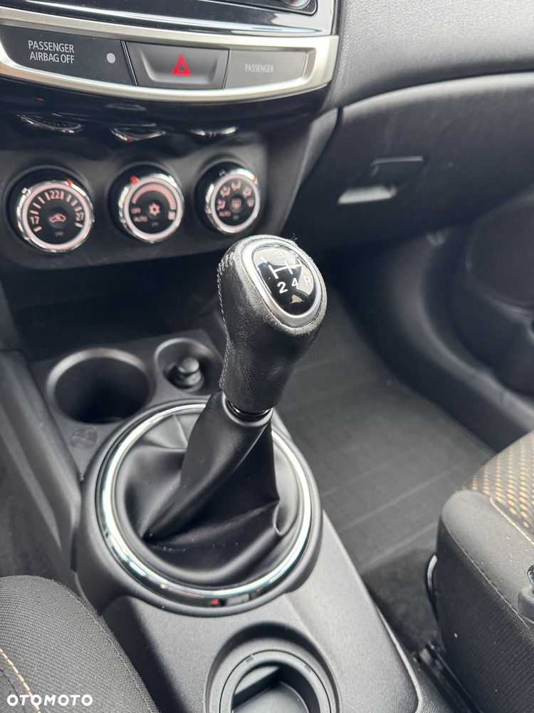 Mitsubishi ASX 1.6 2WD Invite - 32