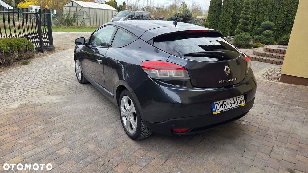 Renault Megane 1.9 dCi FAP Dynamique - 4