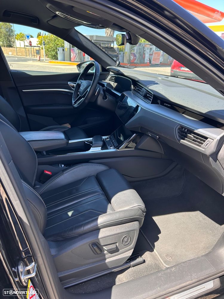 Audi e-tron 55 quattro S line - 13