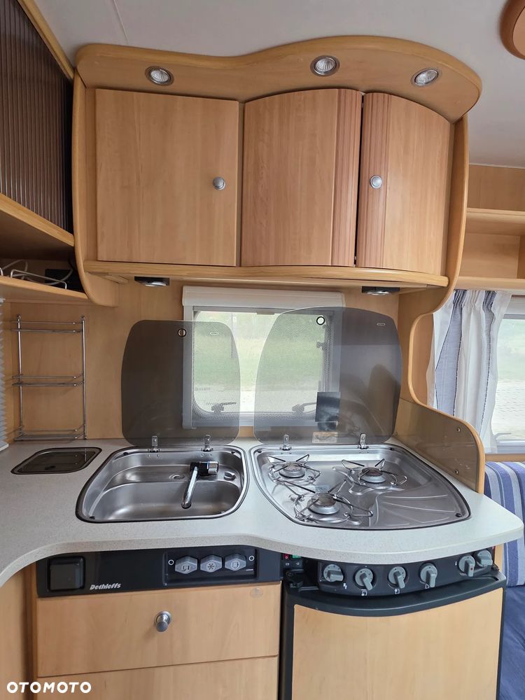 Dethleffs Camper - 12